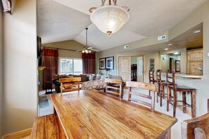 Interior - Warm spacious home base at Redstone - walk to shops & dining (Park City)