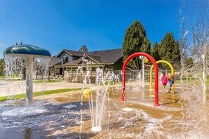 Children’s area - Relaxation & Adventure in Eagle Crest - Charming Townhouse with Resort Amenities (Eagle Crest)