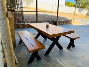 Outdoor dining - Rissie's Place (Cape Town)
