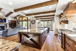 Fridge, microwave, oven, stovetop - Luxurious home with private hot tub, game room firepit, pool & tennis court (Sunriver)