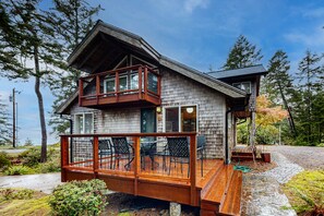 Exterior - Spacious 3-story home near the beach with water views, grill, deck, & firepit (Manzanita)