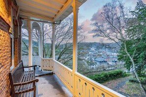 House | Balcony - Elegant Castle for 19 Guests (La Roche-en-Ardenne)