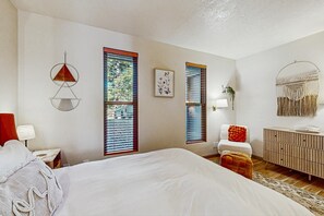 1 chambre, bureau, fer et planche à repasser, Wi-Fi