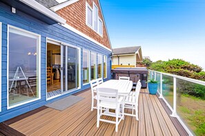 Outdoor dining - Oceanfront Home with Private Hot Tub, Deck Grill & Uninterrupted Pacific Views (South Beach)