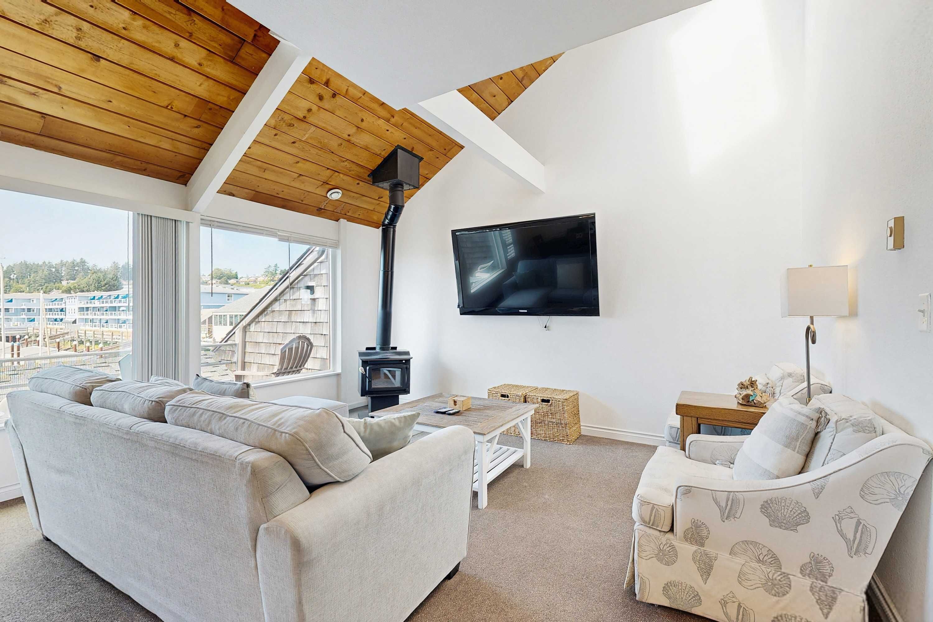 TV, DVD player, offices
