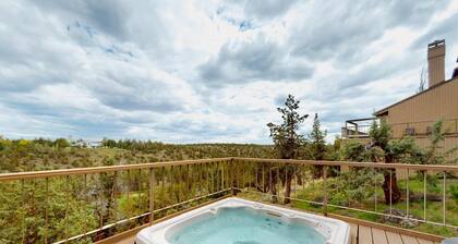 Charming waterfront condo with pool, tennis, hot tub, balcony, & W&D