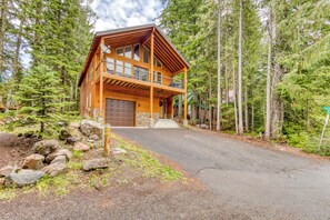 Exterior - Charming home with hot tub, fireplace & W&D -  in great Government Camp location (Government Camp)