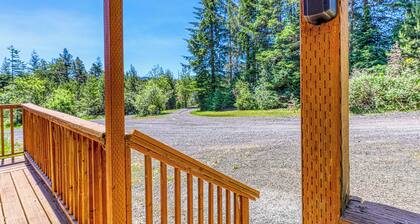 Secluded & comfortable dog-friendly home with deck plus ATV & boat parking