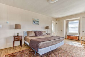 4 Schlafzimmer, Reisekinderbett, WLAN, Bettwäsche