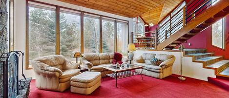 TV, fireplace, DVD player, offices