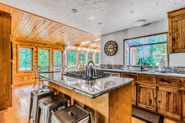 Fridge, microwave, oven, stovetop - Dog-friendly creekside home with entertainment barn, private hot tub & firepit (Rhododendron)