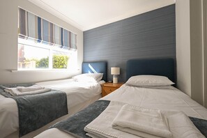 3 Schlafzimmer, kostenloses WLAN, Bettwäsche, Rollstuhlgeeignet