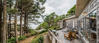 Impeccable oceanview home with private beach access & large deck