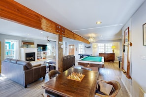Spielezimmer