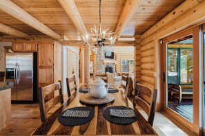 Dining - Riverfront log cabin style home with full kitchen, deck, washer & dryer and WIFI (Bend)
