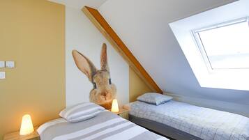 3 bedrooms, iron/ironing board, WiFi