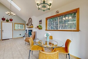 Dining - Dog-friendly peaceful sanctuary with private hot tub, foosball, fireplace, W&D (Nehalem)