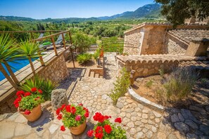 Property grounds - Holiday Villa Beauty Mallorca Bridge (IB)