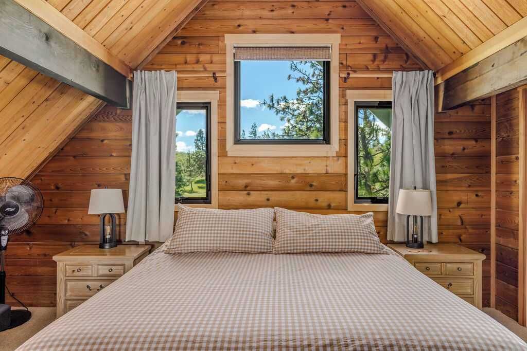 4 chambres, fer et planche à repasser, Wi-Fi, draps fournis