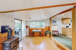 Interior - Delightful coastal escape with private hot tub, generous patio, & nature views (Brookings)