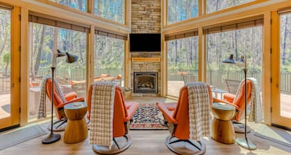 Unique riverfront home + cabin with amazing views, deck, & W/D - dog-friendly