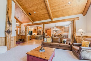 TV, fireplace, table football, offices - 5 bedroom home with private hot tub, shared pool and gourmet kitchen (Sunriver)