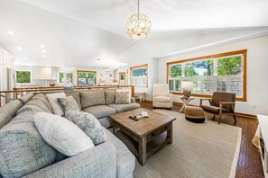 TV, fireplace, offices - Spacious home with fenced yard, deck, grill, fast WiFi, & game room (Cannon Beach)
