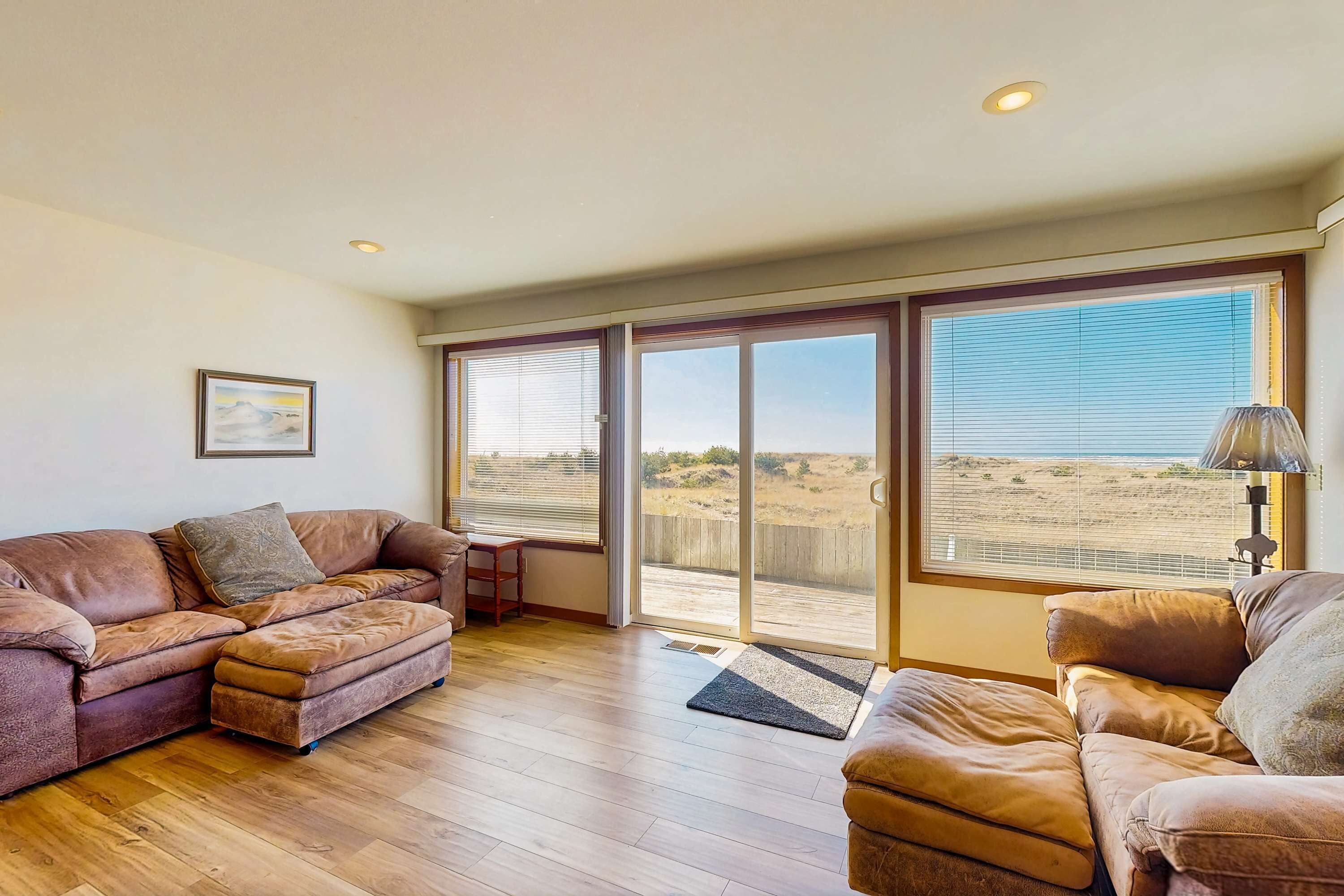 TV, fireplace, DVD player, stereo