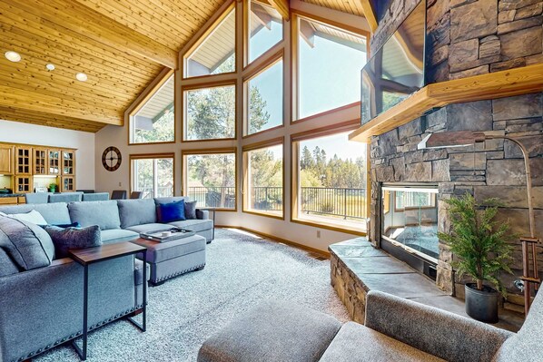 TV, fireplace - Riverfront Luxury Home with Hot Tub, AC, Deck and Grill (Sunriver)