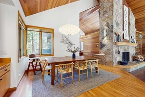 Dining - Dog-friendly home with private hot tub, high-speed WiFi, & central AC (Black Butte Ranch)