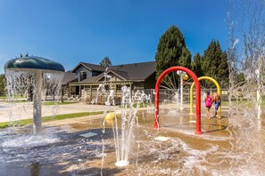 Children's area - Cozy home w/ gas fireplace, private hot tub, & gas grill - in great neighborhood (Eagle Crest)