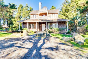 Exterior - Stunning Ocean Home with Large Yard and Easy Beach Access - Dog-Friendly (Gearhart)