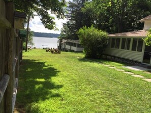 Property grounds - 3 Lake Cottages, Waterfront for 25 Guests (Morris)