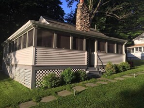 Exterior - 3 Lake Cottages, Waterfront for 25 Guests (Morris)