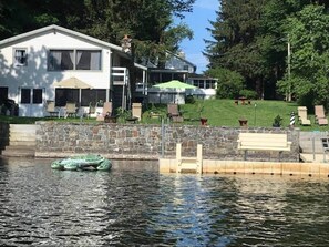 Exterior - Lakefront Cottage w/Dock, Kayaks (Morris)