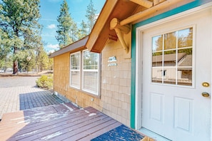 Exterior detail - Charming riverfront bungalow, dog-friendly, firepit, dock, & W&D (Sunriver)