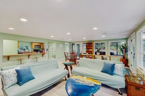 TV, fireplace, offices - Lower level w/ private hot tub, fire pit, grill, & beach access - dog friendly (Long Beach)