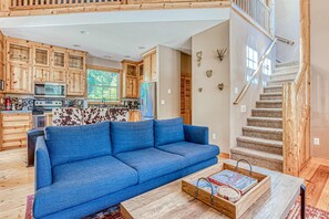 TV, fireplace, offices - Dog-friendly home with pool & tennis access, fenced yard, deck & grill (Rhododendron)