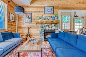 TV, fireplace, offices - Dog-friendly home with pool & tennis access, fenced yard, deck & grill (Rhododendron)