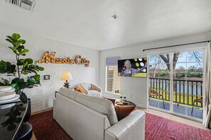 リビング エリア