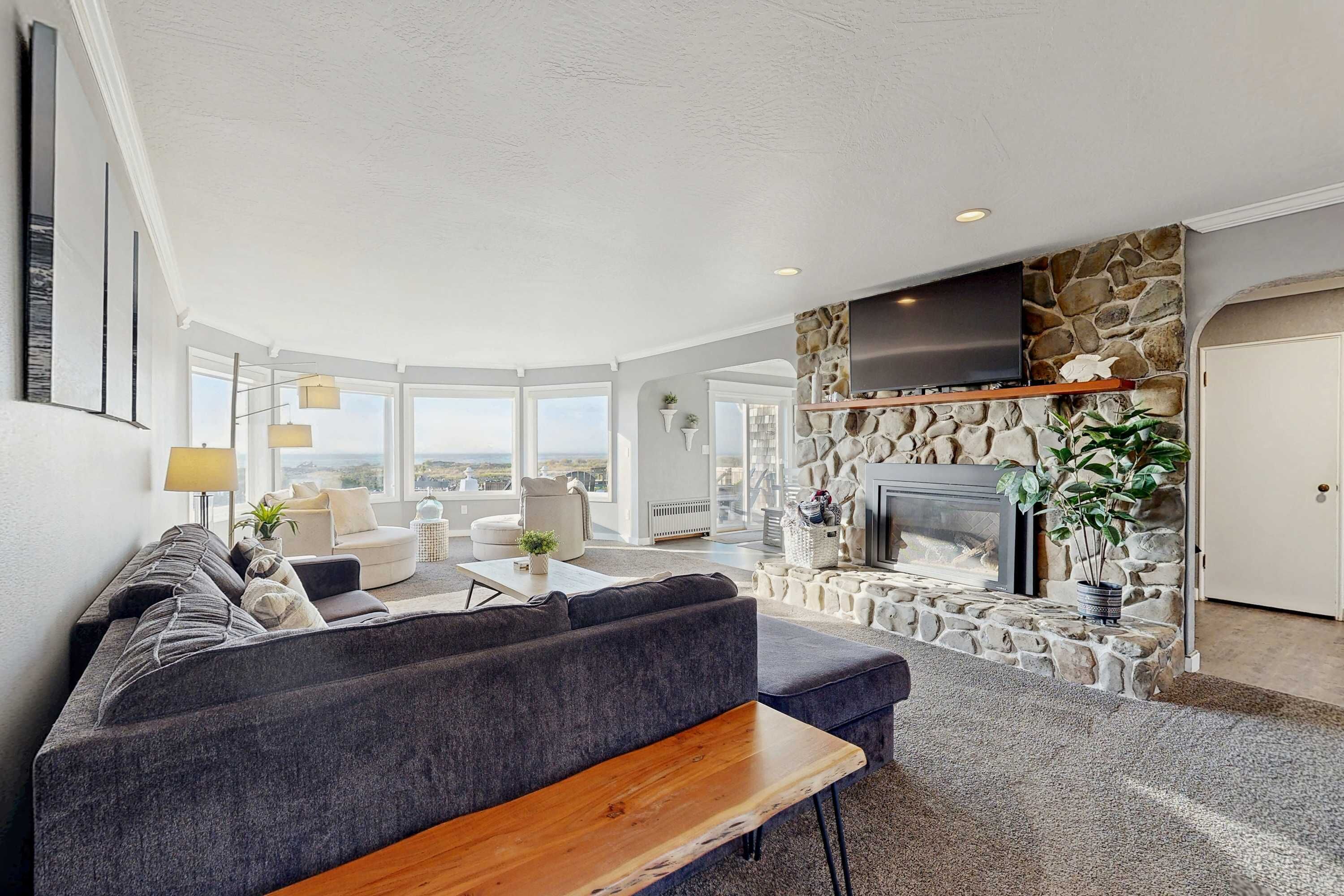TV, fireplace, DVD player, offices