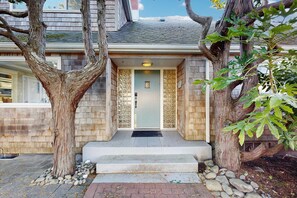 Exterior detail - Dog-Friendly, Oceanfront Home with Free WiFi, Full Kitchen, & Outdoor Fireplace (Seaside)