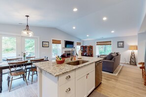 Interior - Brand-new home with hot tub, deck, fast WiFi, central AC, & great location (Manzanita)