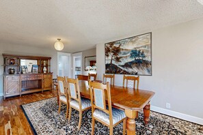 Dining - Beautiful  historic family home on a Cherry Orchard, with patio, grill, and WiFi (Mosier)