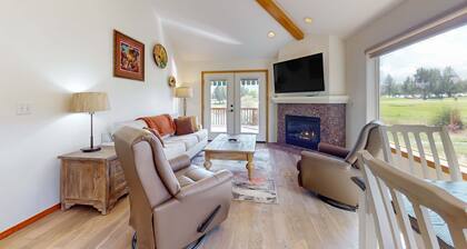 Charming waterfront townhouse with fireplace, pool, hot tub, & washerdryer