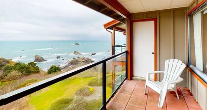 Sweeping Oceanfront Views Await Tranquil Condo w/ Balcony, Beach Access, W/D