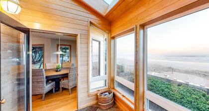 Dog-friendly home with ocean views, high-speed WiFi, and wood-burning fireplace