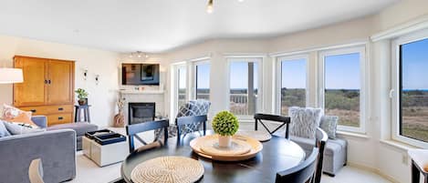 TV, fireplace, offices