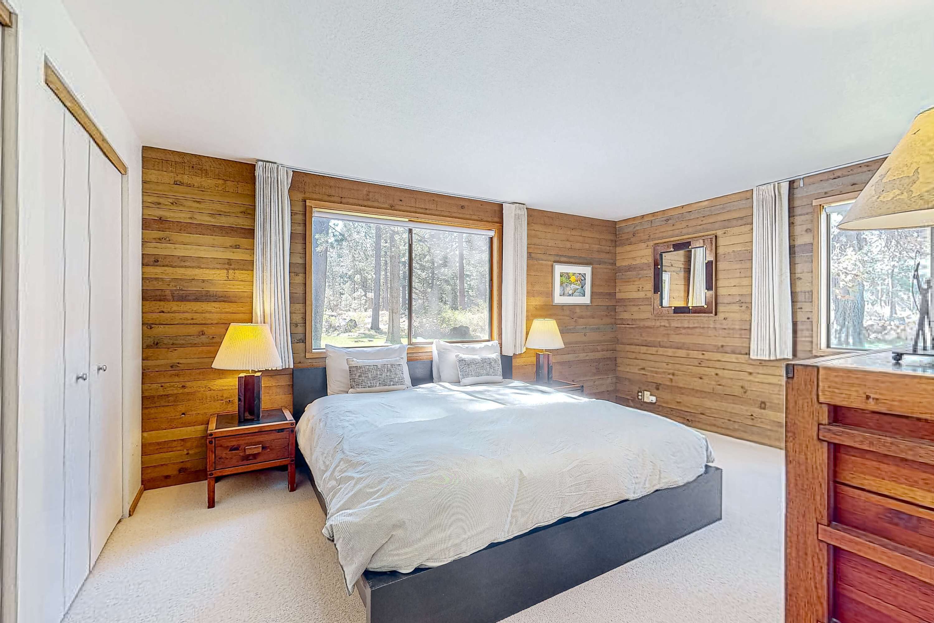 4 chambres, lit parapluie, Wi-Fi, draps fournis