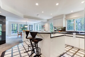Fridge, microwave, oven, stovetop - Stylish & secluded home with a washer&dryer, fireplace, & resort amenity access (Black Butte Ranch)